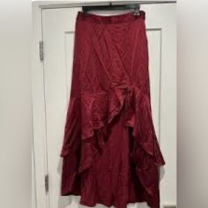 EXPRESS  SATIN HI-LO Burgundy Ruffle Skirt size 4